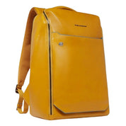 Piquadro unisex 15.6-inch laptop backpack with sleek design and multiple compartments, ideal for work and travel.