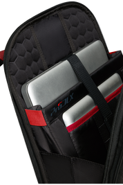 Samsonite Zaino Pro-Dlx 6 15.6-inch expandable unisex backpack with multiple compartments and padded straps for comfort.